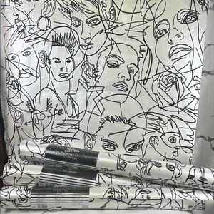Jean Paul Gaultier Croquis Wallcover Ecru/Noir Voyages Collection 3 Sealed Rolls
